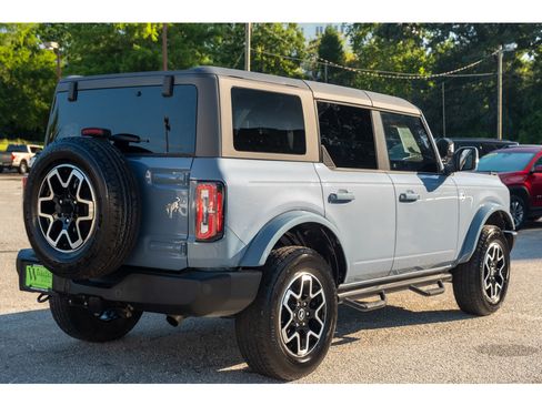 Used 2023 Ford Bronco Outer Banks AWD/4WD image 9