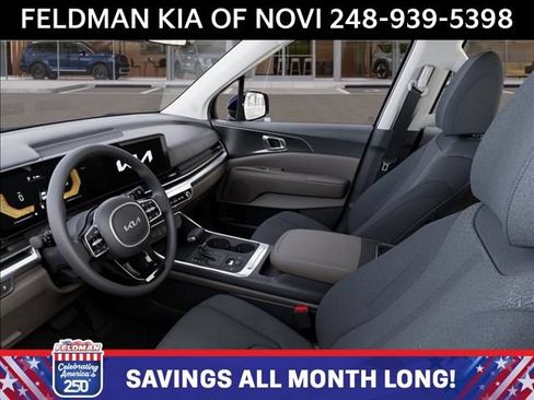 New 2026 Kia Carnival LX FWD image 17