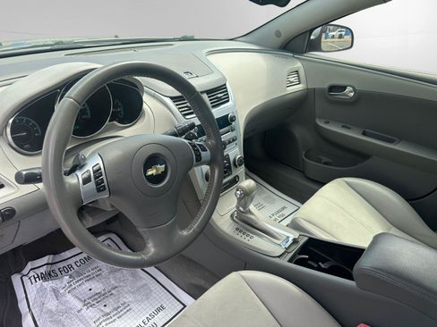 Used 2008 Chevrolet Malibu LT w/ HFV6 Engine Package FWD image 10