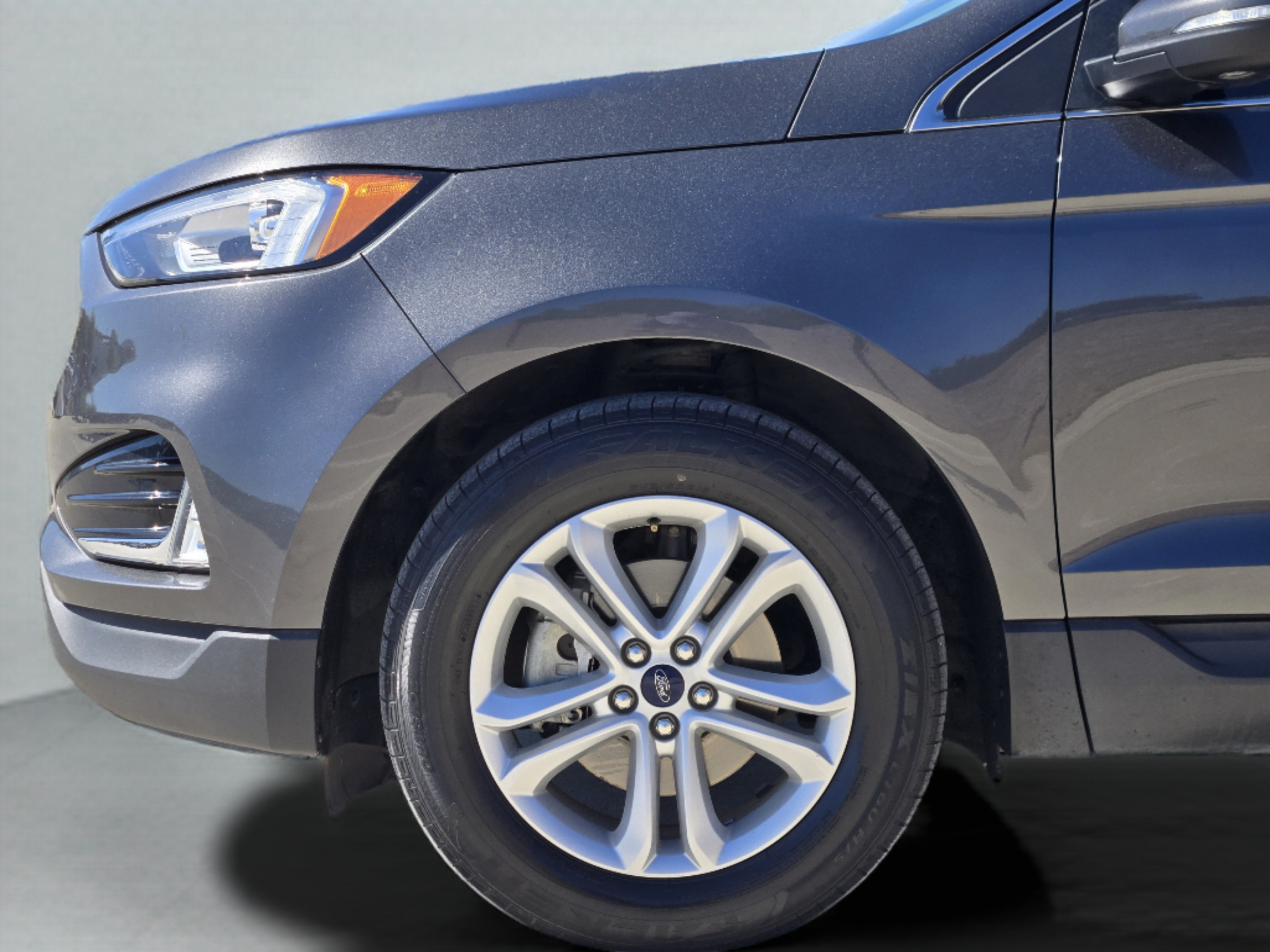 Used 2020 Ford Edge SEL w/ Convenience Package FWD image 10