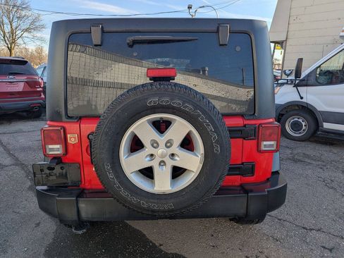 Used 2017 Jeep Wrangler Unlimited Sport w/ Quick Order Package 24S AWD/4WD image 6