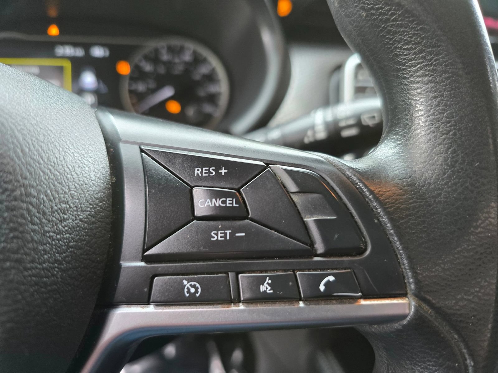 Used 2019 Nissan Kicks SV FWD image 22