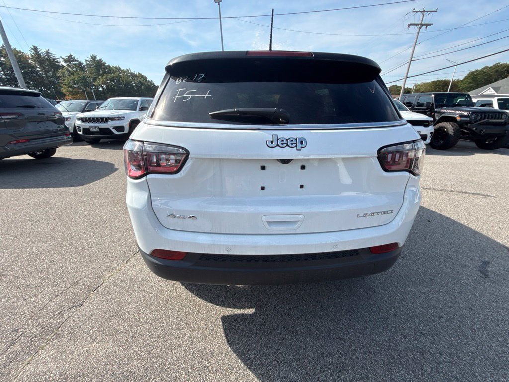 New 2026 Jeep Compass Limited AWD/4WD image 4
