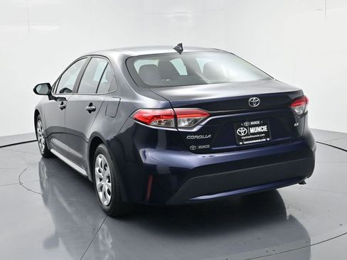 Used 2022 Toyota Corolla LE image 6