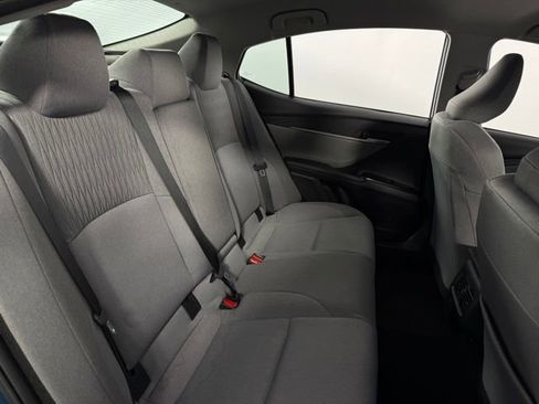 Used 2025 Toyota Camry LE image 17