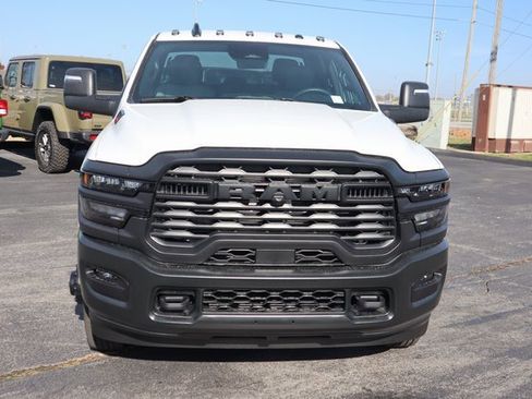 New 2026 RAM 3500 Tradesman image 15