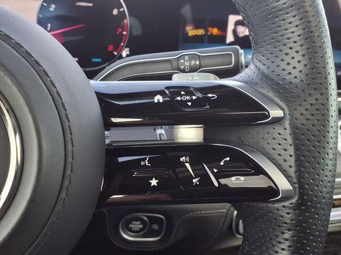 Used 2024 Mercedes-Benz GLS 450 GLS 450 image 21