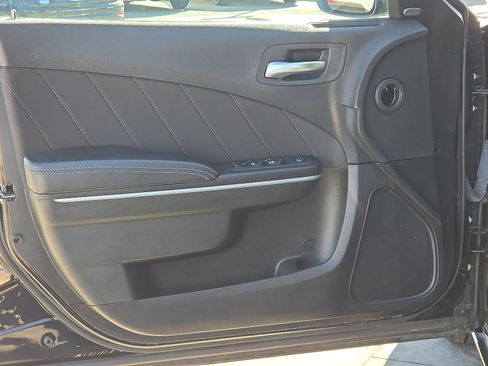 Used 2023 Dodge Charger SXT image 8