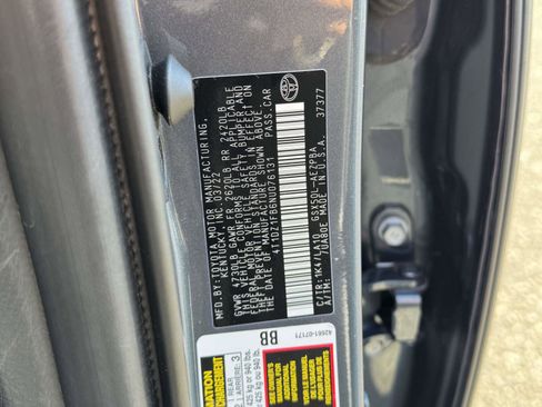 Certified 2022 Toyota Avalon Limited image 16