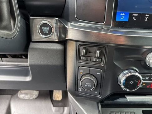 Used 2024 Ford F350 Lariat w/ Black Appearance Package AWD/4WD image 25