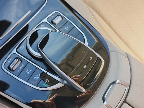 Used 2018 Mercedes-Benz E 300 E 300 image 29