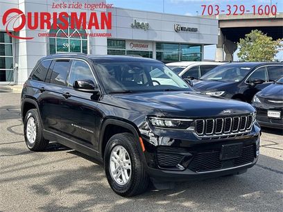 Certified 2023 Jeep Grand Cherokee Laredo w/ Luxury Tech Group I