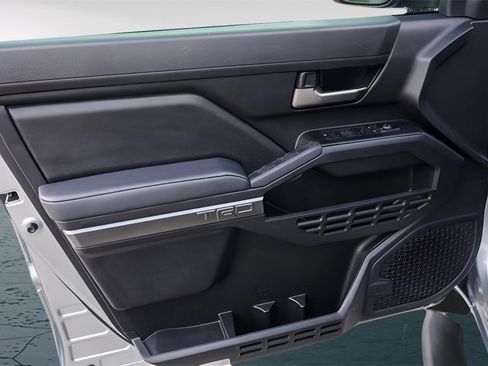 Used 2024 Toyota Tacoma 4x4 Double Cab Hybrid image 27