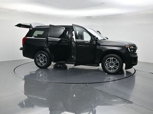 Used 2025 Ford Expedition Active AWD/4WD image 53