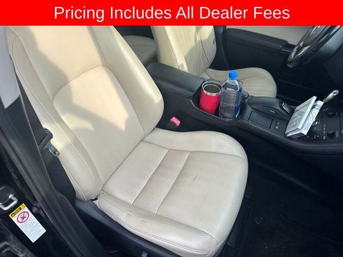 Used 2013 Lexus CT 200h w/ Premium Pkg w/Navigation FWD image 7