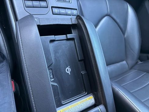 Used 2021 Toyota Highlander XLE image 21