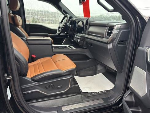 Certified 2024 Ford F450 Platinum image 18