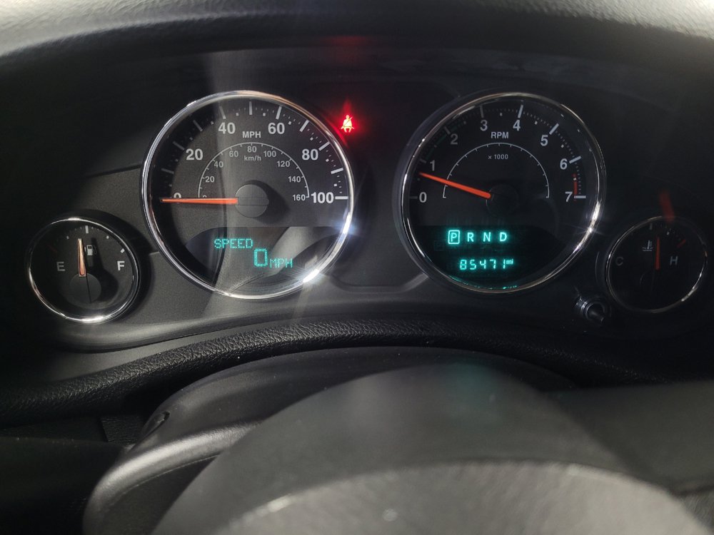 Used 2015 Jeep Wrangler Unlimited Sport w/ Connectivity Group AWD/4WD image 23