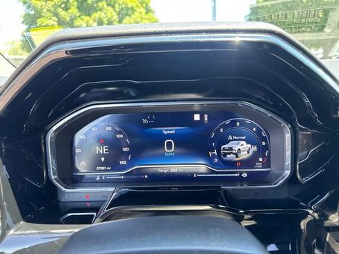Certified 2023 Chevrolet Silverado 1500 LT Trail Boss w/ Protection Package AWD/4WD image 20