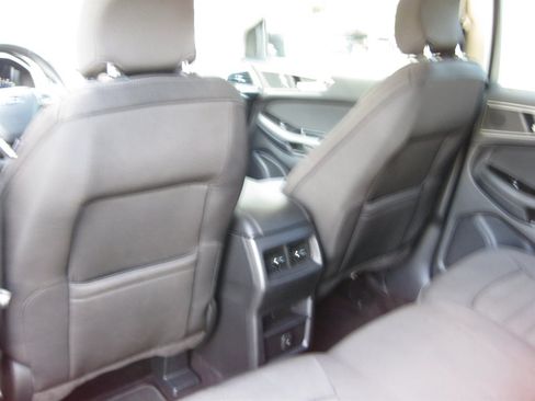 Used 2016 Ford Edge SEL AWD/4WD image 27