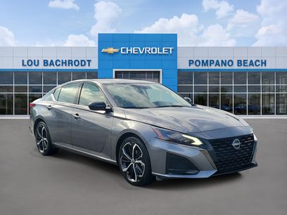 Used 2024 Nissan Altima 2.5 SR