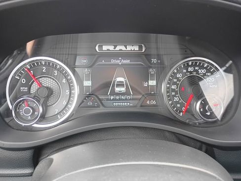 Used 2024 RAM 2500 Big Horn w/ Night Edition AWD/4WD image 34