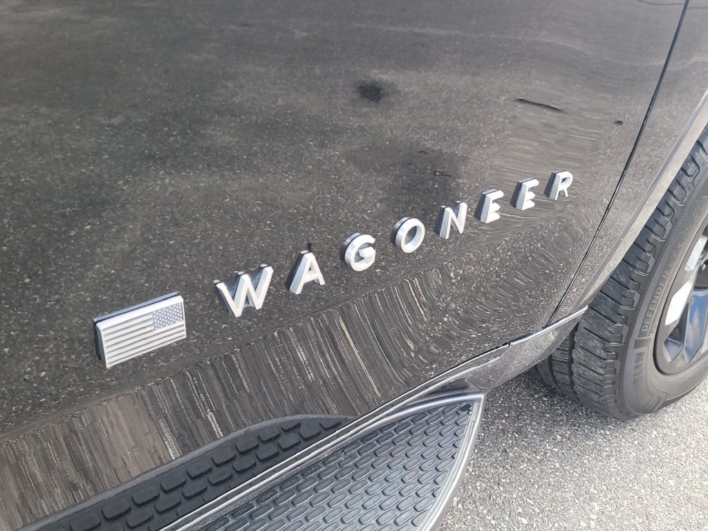 Used 2022 Jeep Wagoneer Series II RWD image 7
