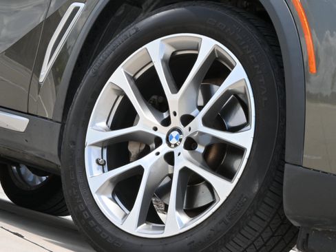 Used 2021 BMW X5 sDrive40i w/ Convenience Package RWD image 11