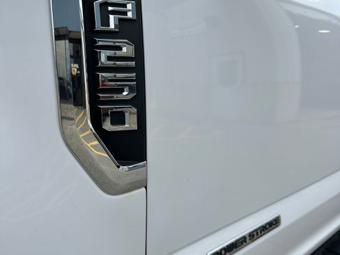 Used 2020 Ford F250 XLT AWD/4WD image 24