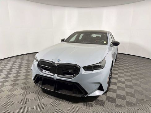New 2026 BMW M5 w/ Executive Package image 7