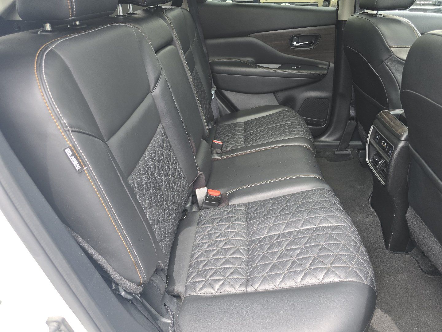 Used 2023 Nissan Murano Platinum AWD/4WD image 29