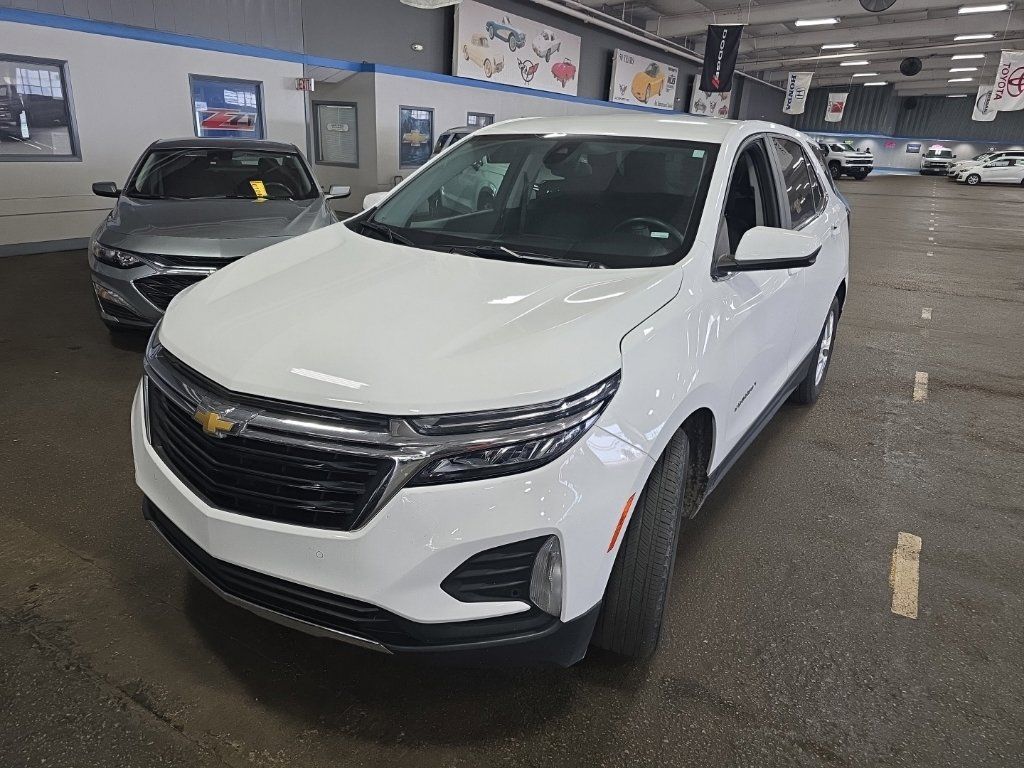 Certified 2024 Chevrolet Equinox LT FWD image 3