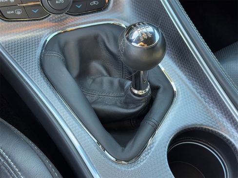 Used 2015 Dodge Challenger SRT Hellcat image 30