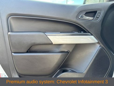 Used 2022 Chevrolet Colorado LT w/ Fleet Safety Package RWD image 10