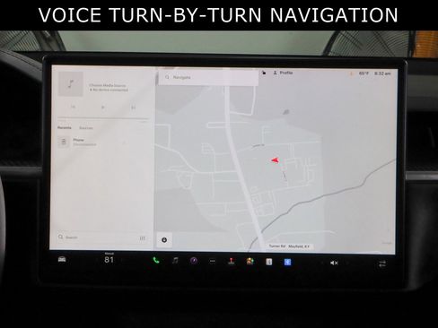 Used 2022 Tesla Model S Plaid image 18