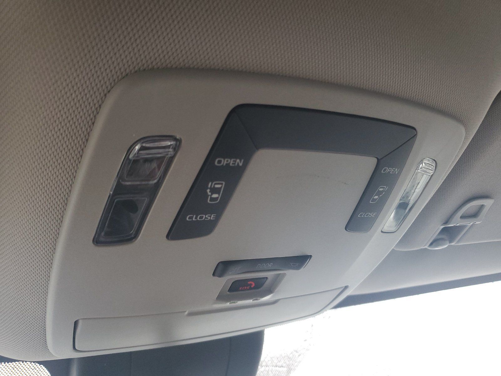 Used 2022 Toyota Sienna LE FWD image 30