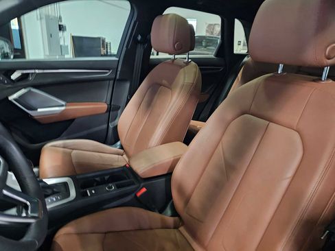 Used 2022 Audi Q3 2.0T Premium w/ Convenience Package image 21