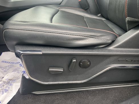 Used 2023 Ford F150 Lariat AWD/4WD image 27