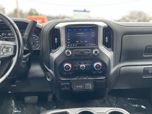 Used 2022 GMC Sierra 2500 SLE w/ SLE Convenience Package AWD/4WD image 16
