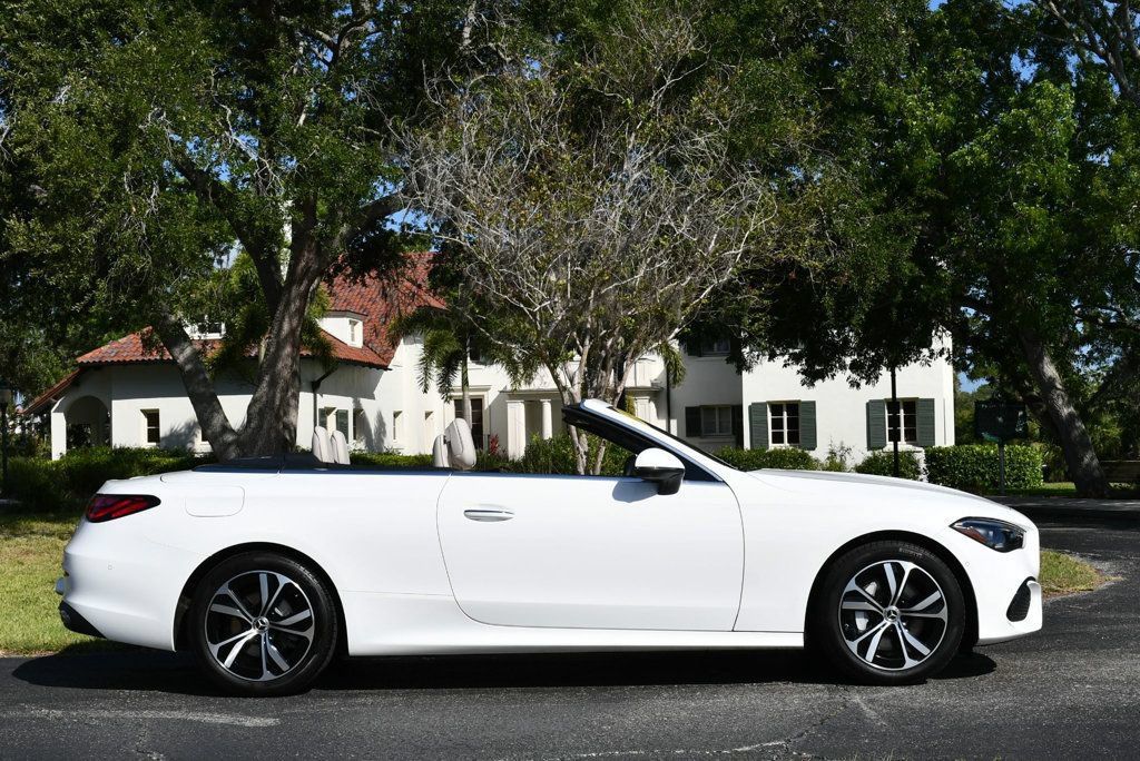 Used 2024 Mercedes-Benz CLE 300 4MATIC Cabriolet w/ Driver Assistance Package image 7