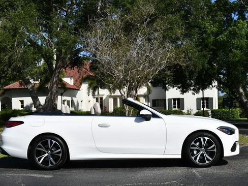 Used 2024 Mercedes-Benz CLE 300 4MATIC Cabriolet w/ Driver Assistance Package image 7