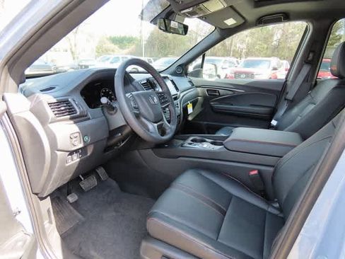 New 2025 Honda Ridgeline TrailSport image 2