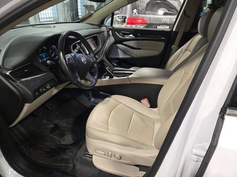 Used 2019 Buick Enclave Essence FWD image 13