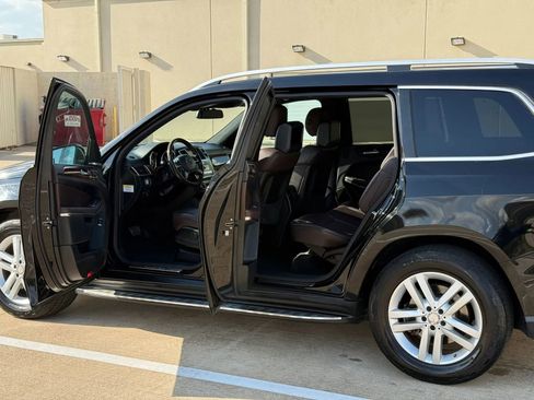 Used 2014 Mercedes-Benz GL 450 4MATIC image 11