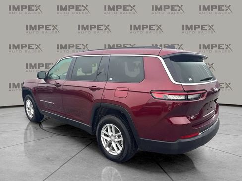 Used 2025 Jeep Grand Cherokee L Laredo w/ Trailer Tow Package RWD image 2
