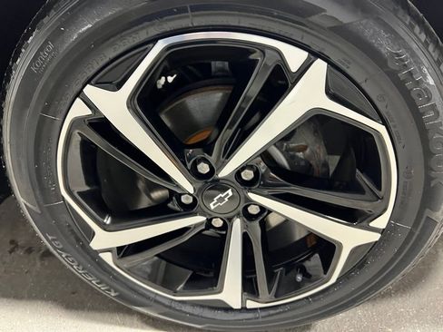 Used 2021 Chevrolet TrailBlazer RS w/ Convenience Package image 38