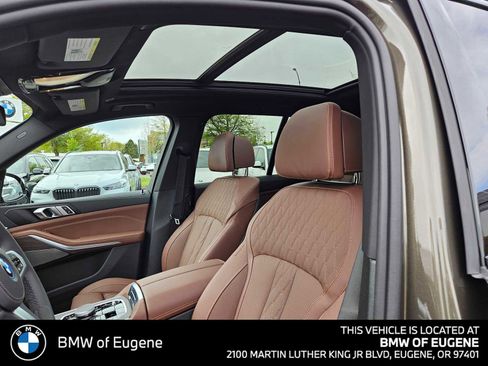 New 2026 BMW X5 xDrive50e image 25
