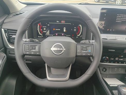 New 2026 Nissan Rogue Platinum w/ Tech Package AWD/4WD image 10