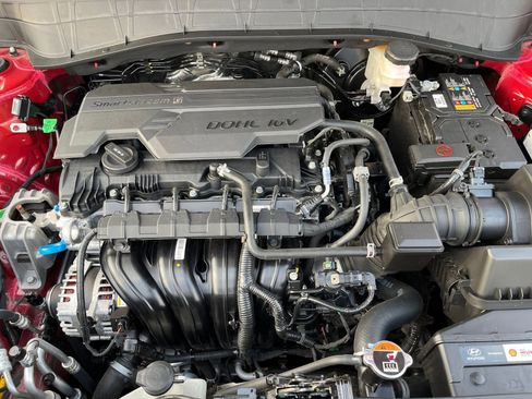 Used 2025 Hyundai Kona SEL image 32