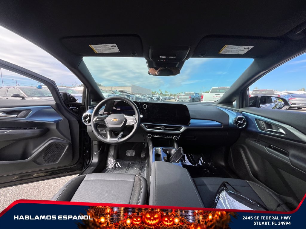 Used 2026 Chevrolet Equinox EV LT FWD image 29